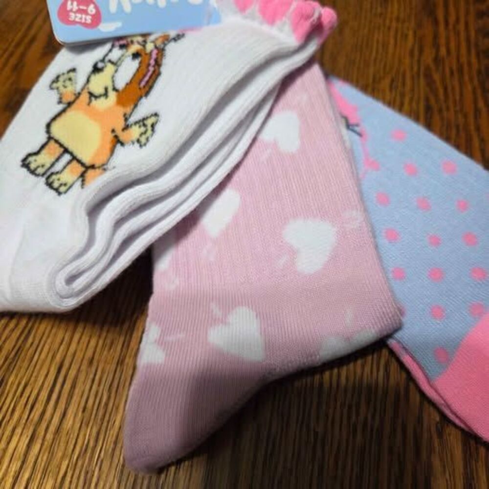 Bluey ladies crew socks 3pk size 9-11 new with tags
